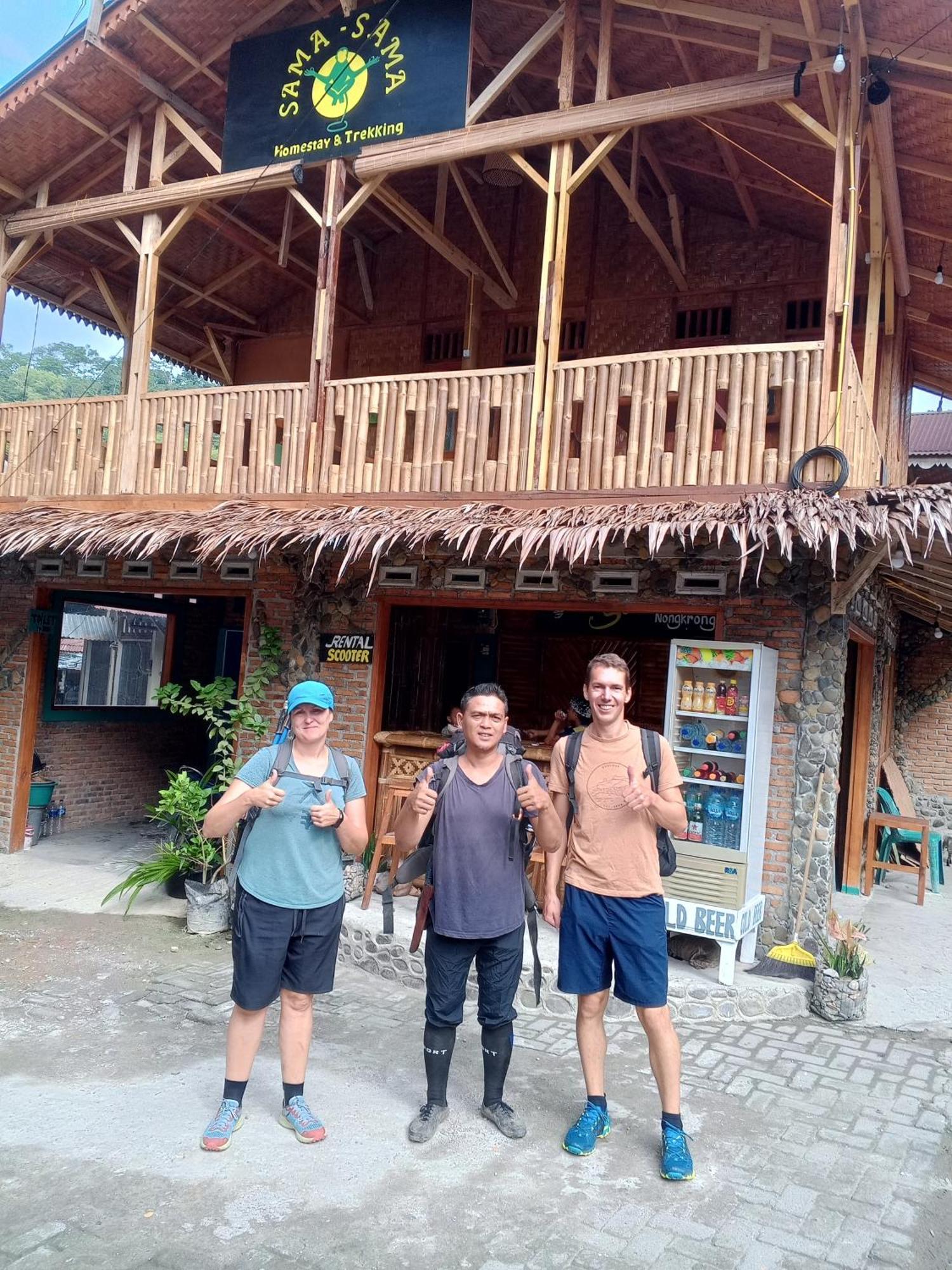 Sama Sama Homestay & Trekking Only Stay Here Book Trekking And Transport With Us 武吉拉旺 外观 照片
