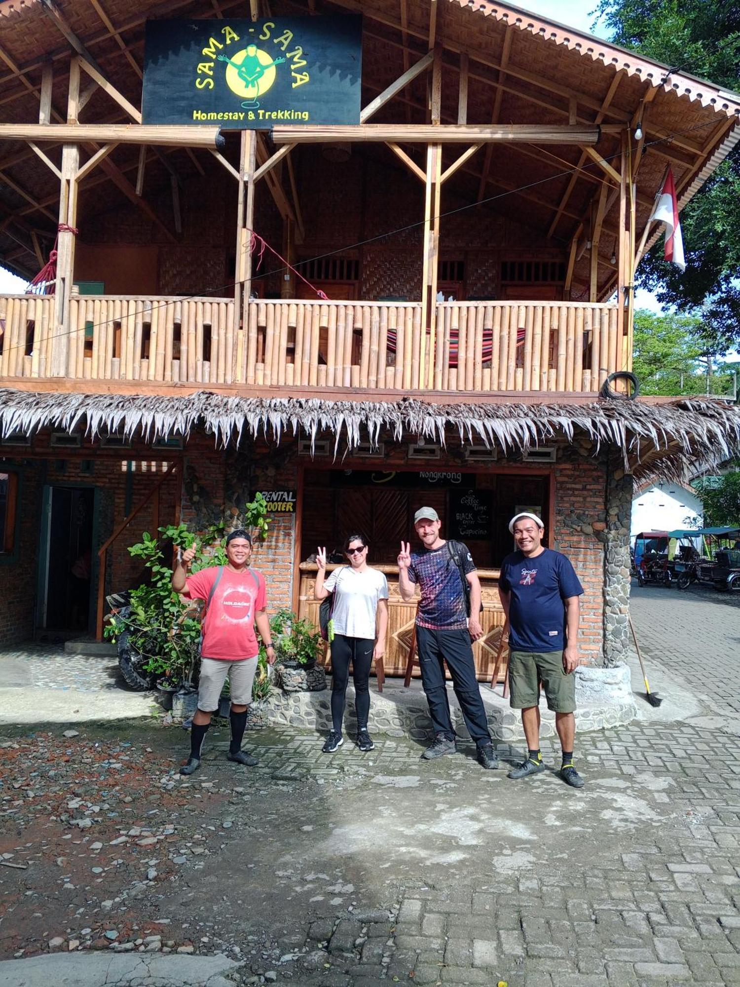 Sama Sama Homestay & Trekking Only Stay Here Book Trekking And Transport With Us 武吉拉旺 外观 照片