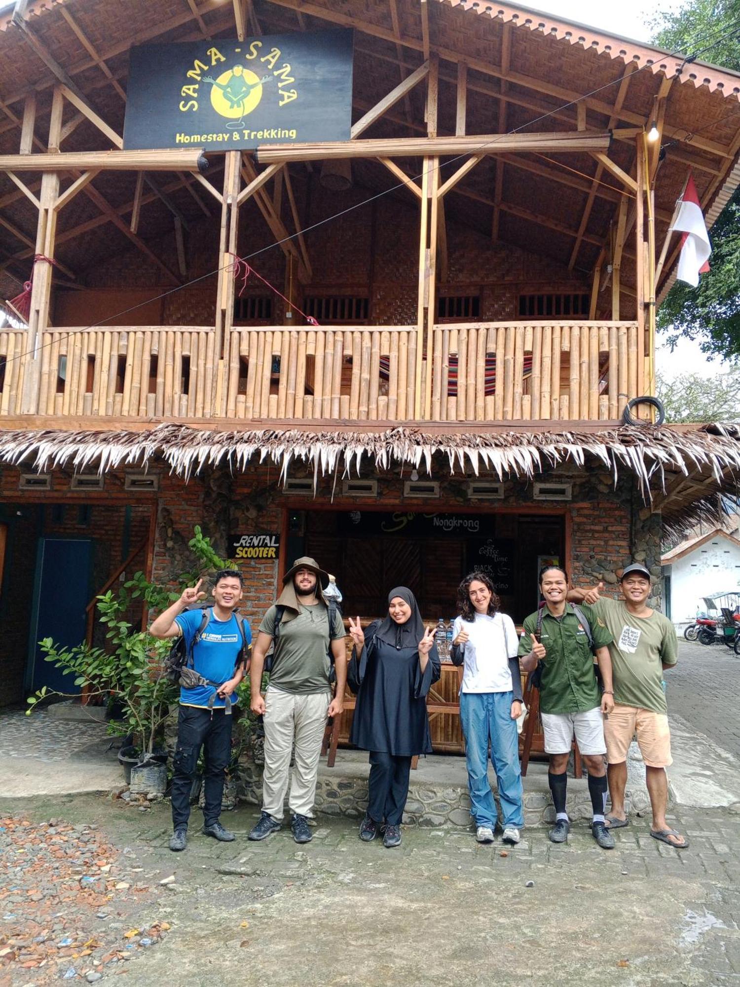 Sama Sama Homestay & Trekking Only Stay Here Book Trekking And Transport With Us 武吉拉旺 外观 照片