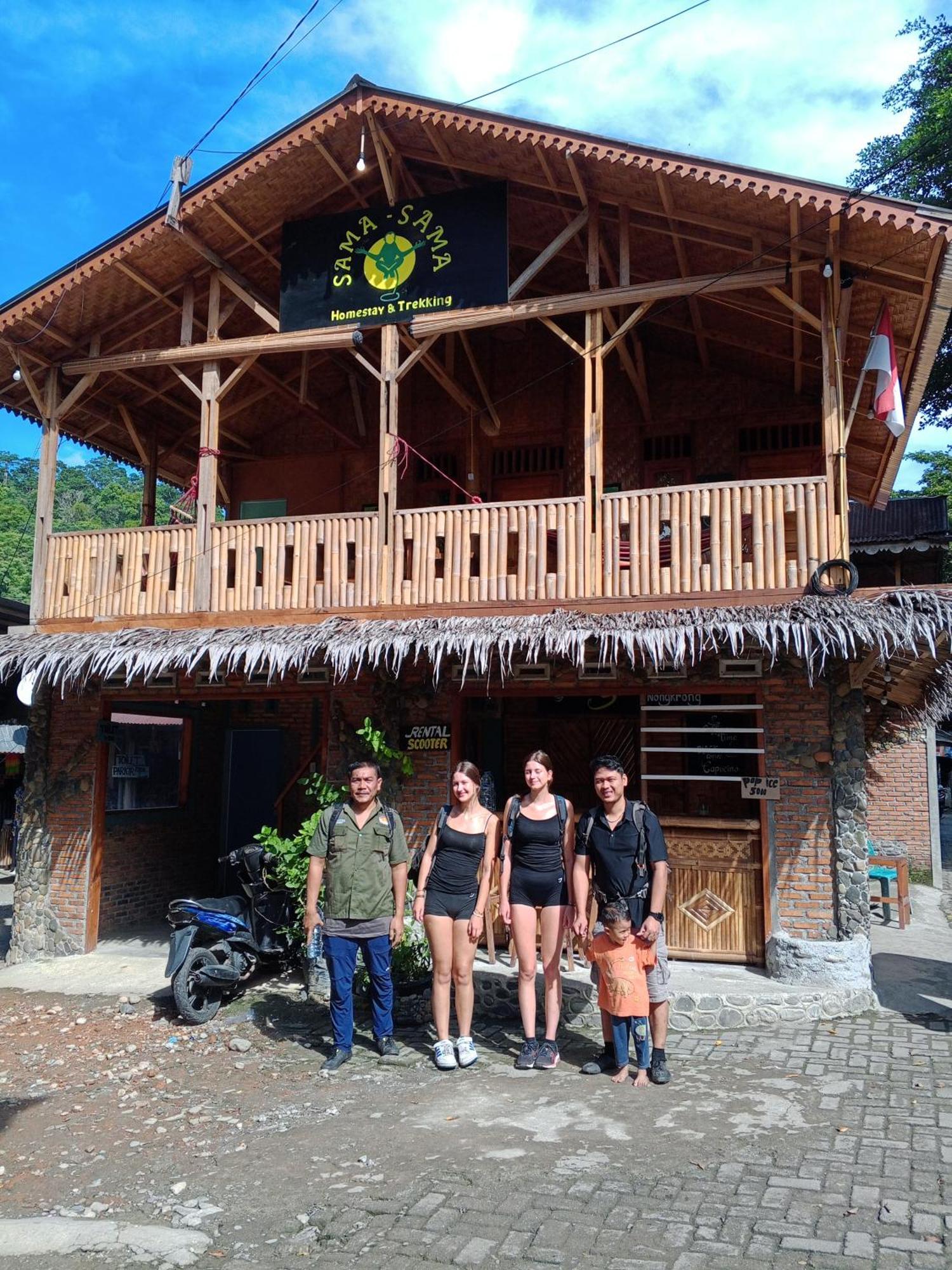 Sama Sama Homestay & Trekking Only Stay Here Book Trekking And Transport With Us 武吉拉旺 外观 照片